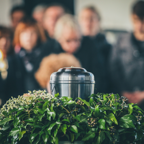 How to Choose a Cremation Urn