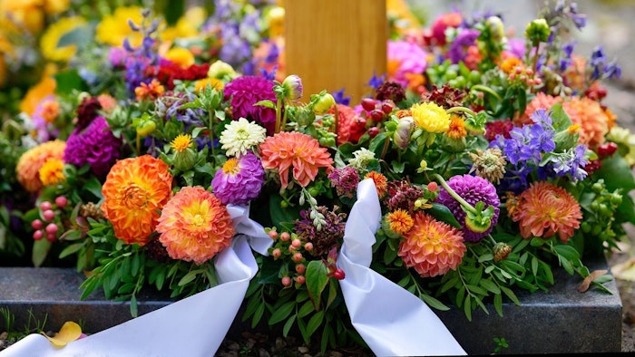 Learn about flower arrangements for a funeral. We explain symbolism, colour, etiquette, and selecting the right blooms.