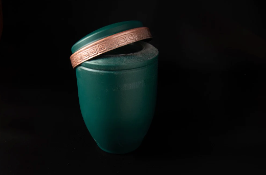 Eirene Are Cremation Urns Sealed Shut?